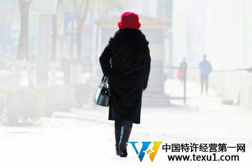 80岁老太拥千万资产后入狱18年70岁出狱再创业